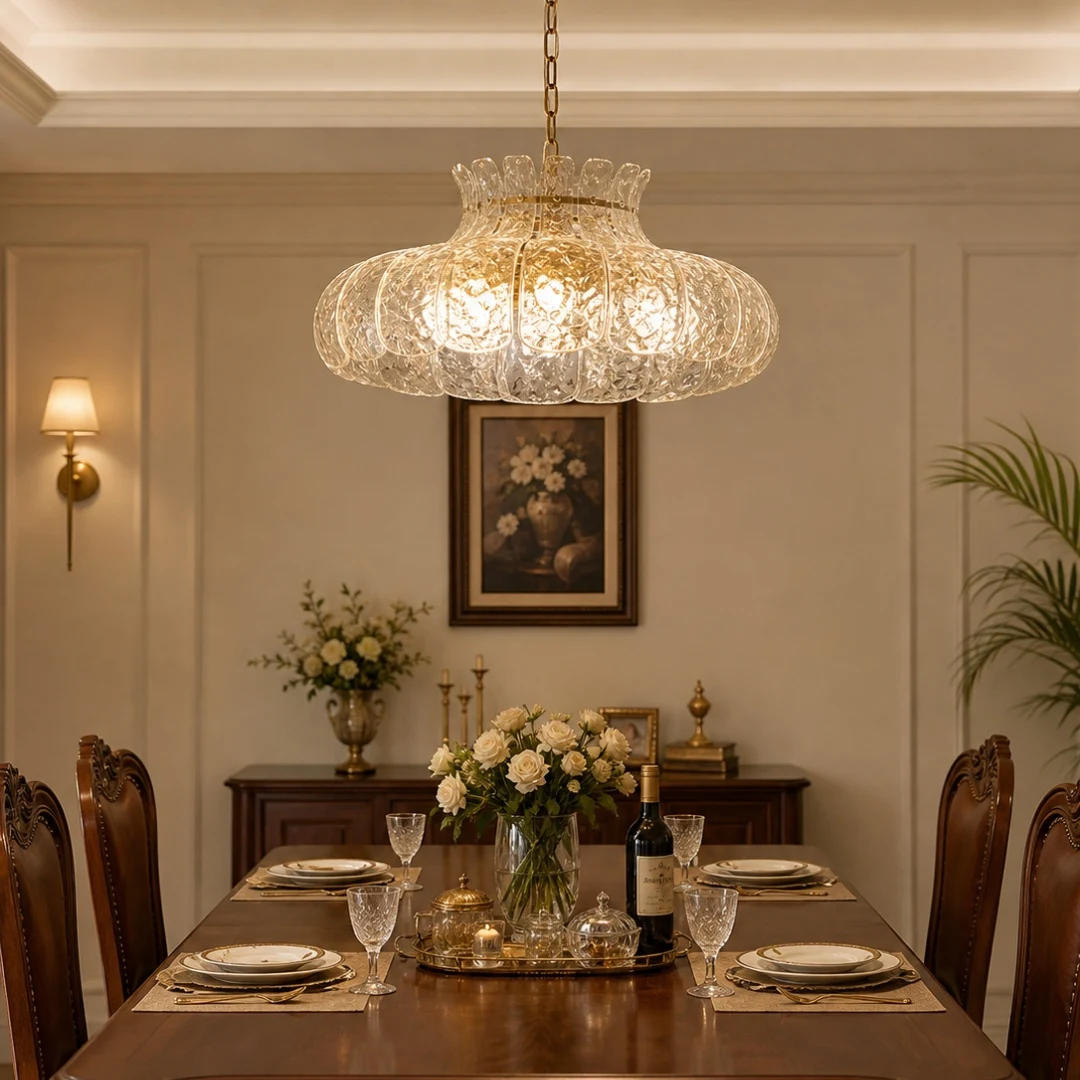 dining scene table
