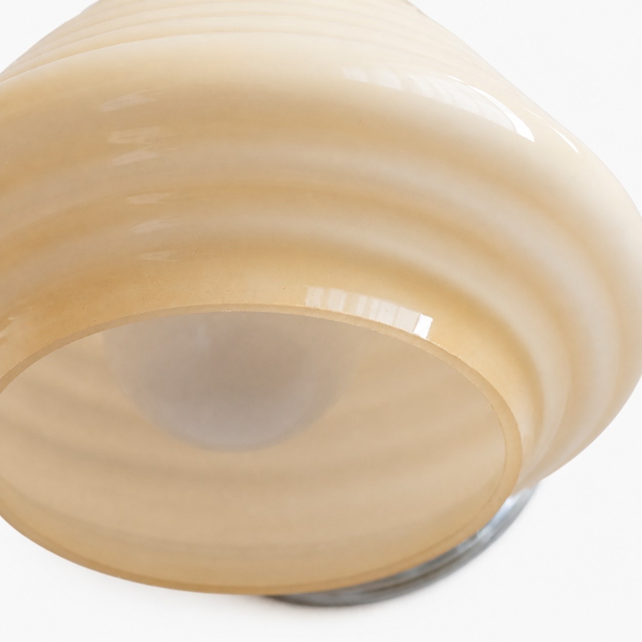Creamy yellow ribbed glass shade detail
